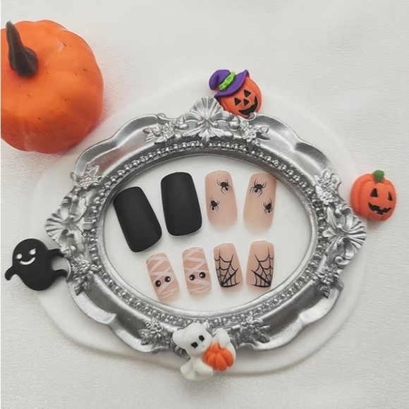 2/$10 Halloween Mummy & Spider Matte Nail Set - Black & Nude - Picture 4 of 7